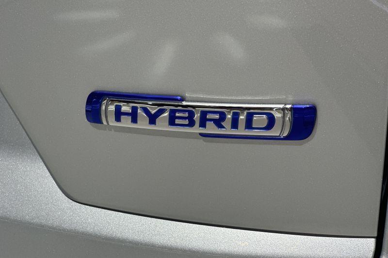 Di Penghujung 2024, Populasi Mobil Hybrid Diteropong Mencapai 70 Ribu