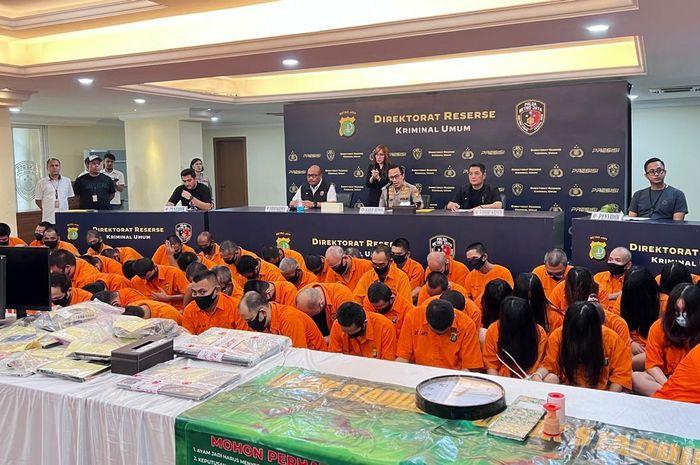 Puluhan Wanita Muda Ditangkap Polda Metro, Terlibat Judi Online