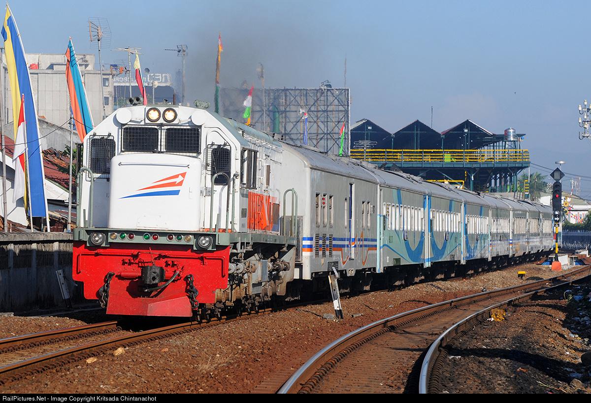 Densus 88 Tangkap Terduga Teroris di Stasiun Solo, KAI Jamin Perjalanan Kereta Api Aman