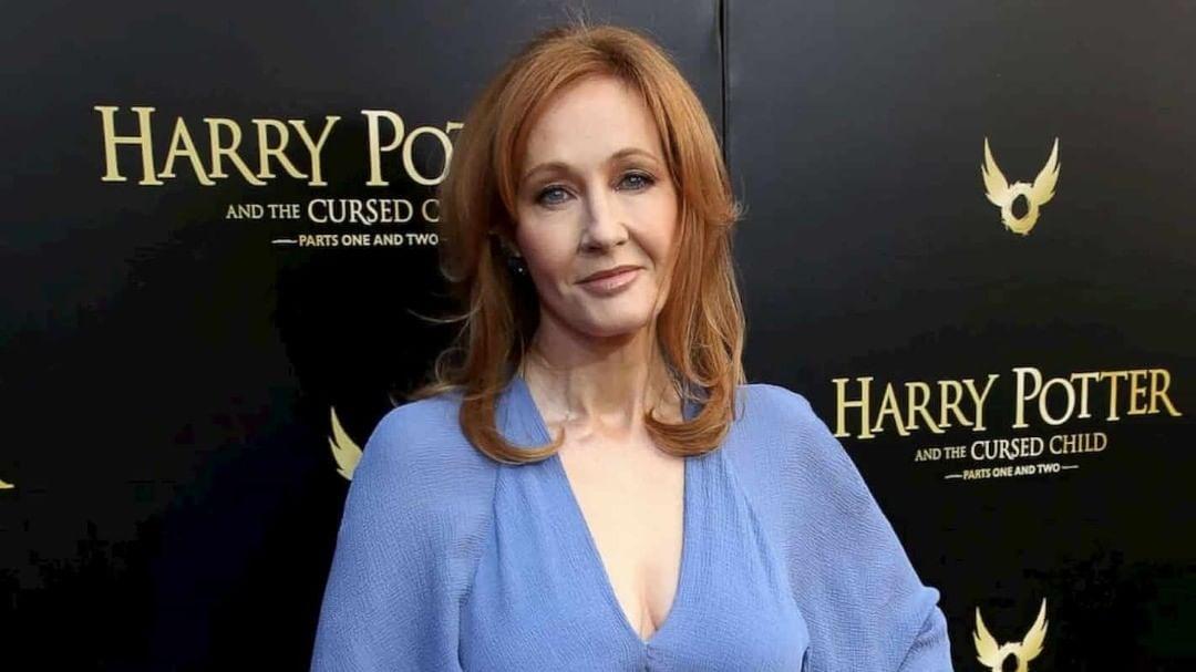 Salah Sebut Gender Atlet Olimpiade, Cuitan JK Rowling Tuai Kontroversi