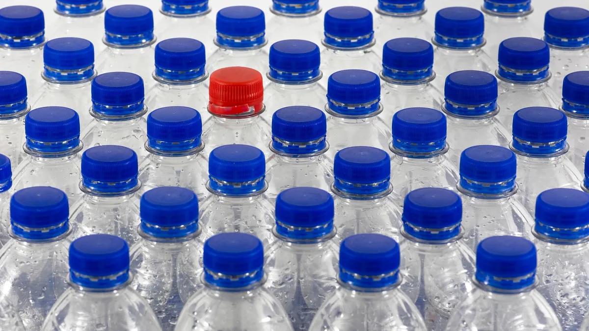 Sudah Tahu? Ini Arti Warna Tutup Botol Setiap Merek Air Mineral Kemasan