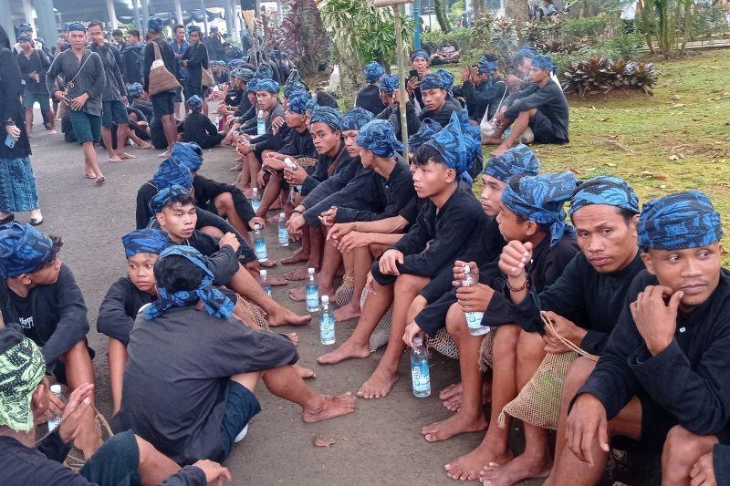 Lagi! 2 Warga Badui Digigit Ular Berbisa, Dirujuk ke RSUD Banten
