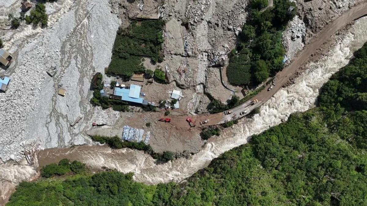 Banjir Bandang di China Barat, 4 Tewas 23 Masih Hilang
