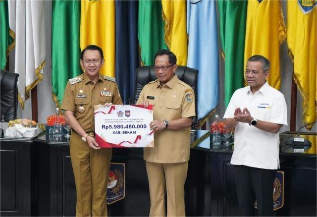 Berhasil Kendalikan Inflasi Daerah, Pemkab Bekasi Terima Insentif Fiskal Rp5,9 Miliar dari Pusat