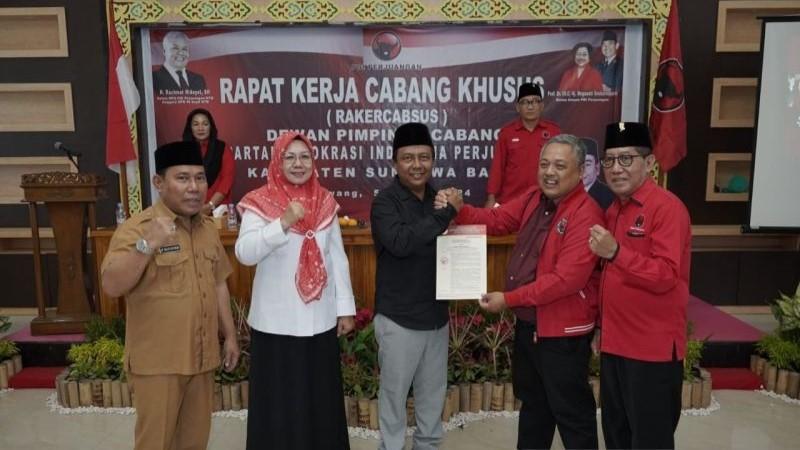 Resmi! PDIP Usung Amar-Hanifah di Pilkada KSB 2024