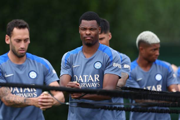 Denzel Dumfries Bidik Kontrak Manchester United