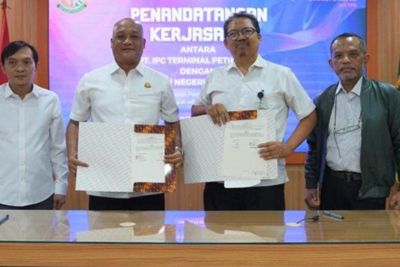 Kejari Jakut Beri Bantuan Hukum pada IPC Petikemas