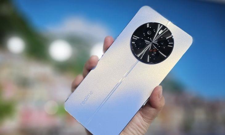 Resmi Meluncur, Realme 13 Dibanderol Mulai Rp3 Juta