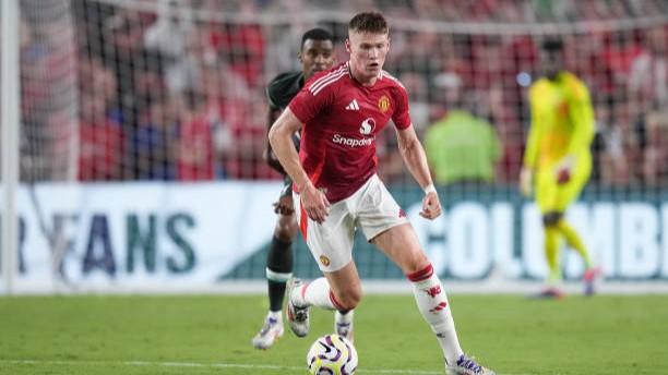 Fulham Terus Pepet Scot McTominay