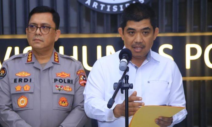2 Terduga Teroris Ditangkap di Jakbar, Simpan Bahan Peledak Sampai Seragam ISIS