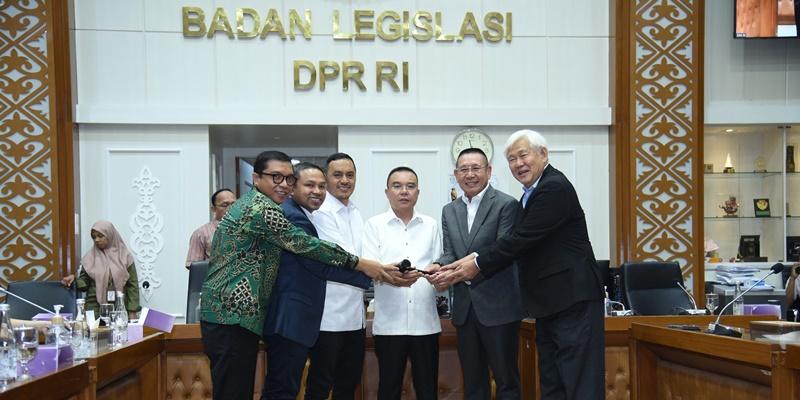 Ketua Baleg DPR Diganti Mendadak, Ada Apa?