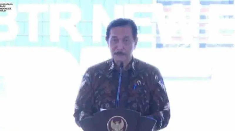 Industri Otomotif, Luhut Pede Indonesia Bisa Salip China soal Produksi Anoda Baterai Litium