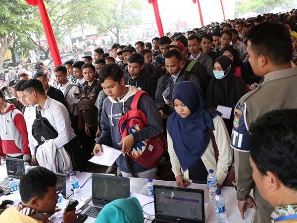 Komisi IX Soroti Sulitnya Generasi Z Dapat Kerja