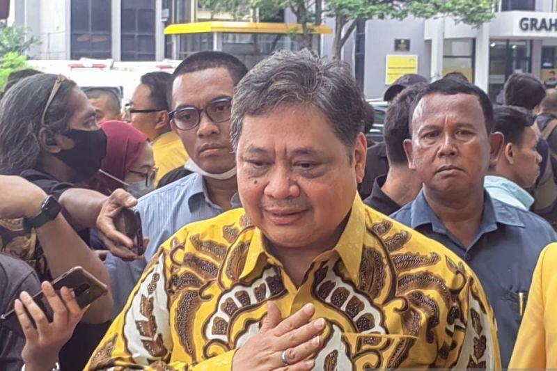 Bertolak ke IKN, Airlangga Bakal Dinner Bersama Jokowi dan Hadiri Rapat Kabinet