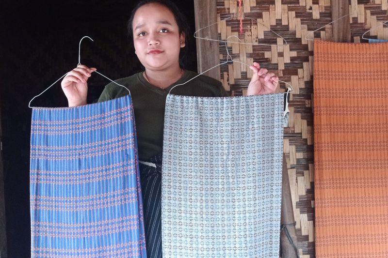 Bangga! Kain Tenun Badui Tembus Pasar Mancanegara