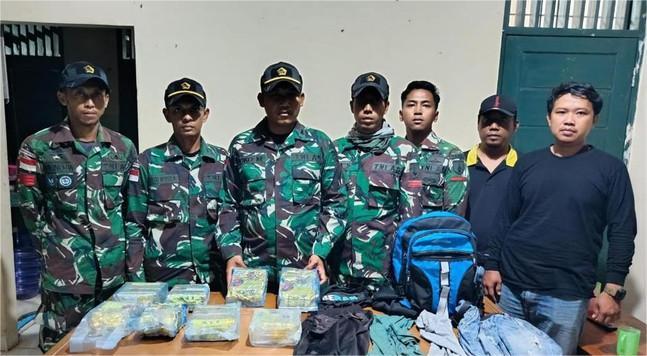 Terima Laporan Warga, TNI Gagalkan Penyelundupan 8,4 Kg Sabu di Kalbar