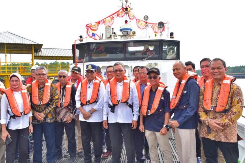Menteri ESDM-Menhub Kompak Resmikan Operasional Kapal Diesel ‘Dual Fuel’