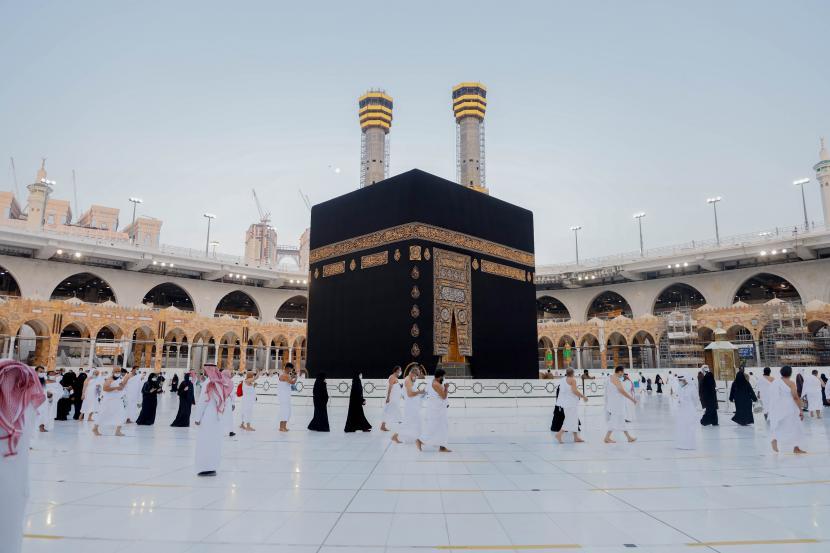 Umroh Berapa Hari? Begini Perhitungan dan Tips Keberangkatannya