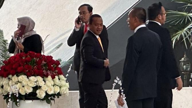 Bahlil Hadiri Sidang Tahunan MPR Pakai Dasi Kuning