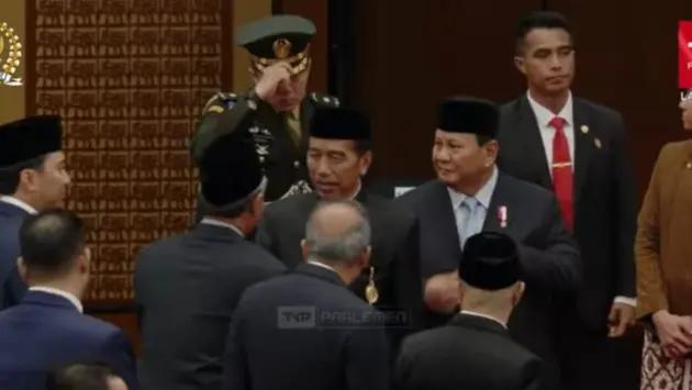 Jokowi Rancang Pendapatan Negara 2025 Capai Rp2.996 Triliun