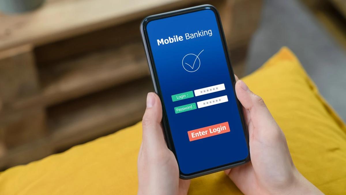 Tips Terbaru Hindari Kejahatan pada M-Banking Anda