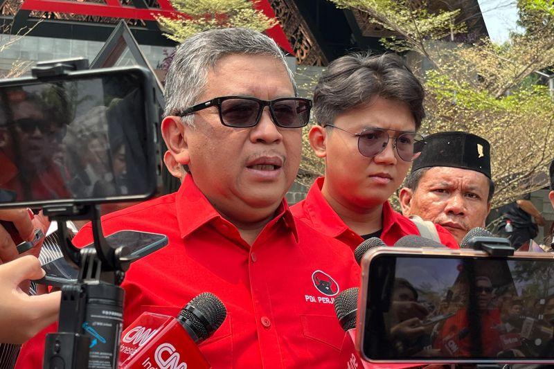 Hasto Sebut Megawati Sudah 9 Tahun Tak Pimpin Upacara HUT RI di PDIP