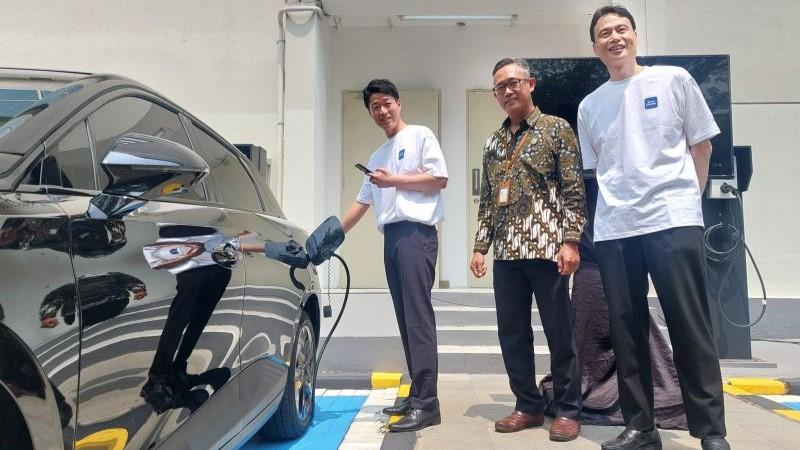 Ekspansi Pasar, Terra Charge Buka Layanan Isi Daya Kendaraan Listrik di Indonesia