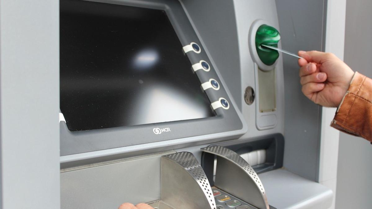 Polisi Selidiki Kasus Viral Pencurian Modus Gantel ATM di Minimarket Bogor