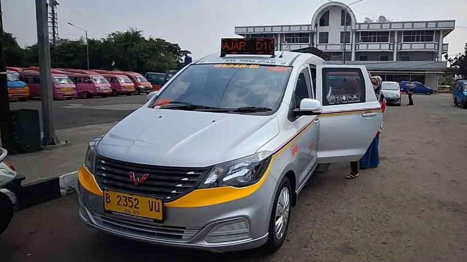 Angkot AC Mikrotrans bakal Mengaspal di 11 Kecamatan Depok