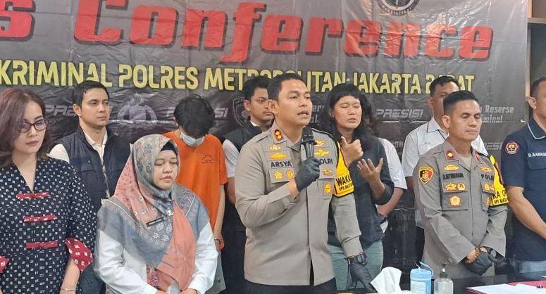 Pemuda Aniaya Pacar di Lift Hotel Jakbar gegara Kesal Gak Diajak Selife