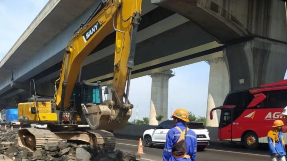 Minimalisir Kecelakaan, Jasamarga Lakukan Rekonstruksi Jembatan Tol Japek