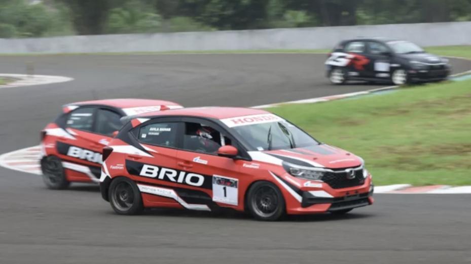 Siapkan Puncak Klasemen Kejurnas Balap 2024, HRI Tingkatkan Performa Mobil