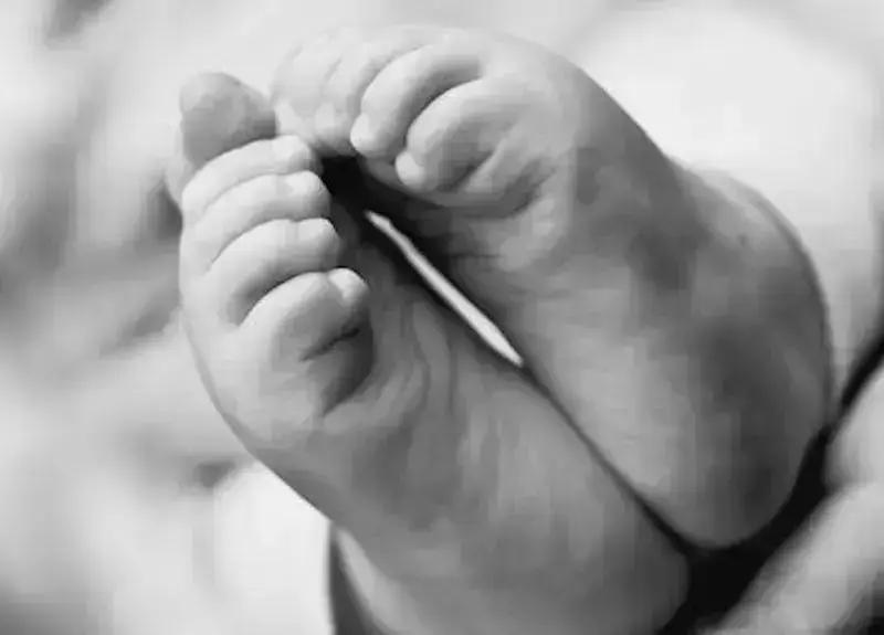 Bayi Laki-laki Ditemukan dalam Toilet Stasiun Tenjo, Polisi Buru Pelaku