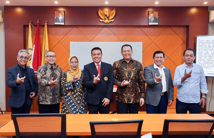 Jadi Co-Promotor Mahasiswa Program Doktor Ilmu Hukum Universitas Borobudur, Bamsoet Dorong Pembaharuan Perundangan
