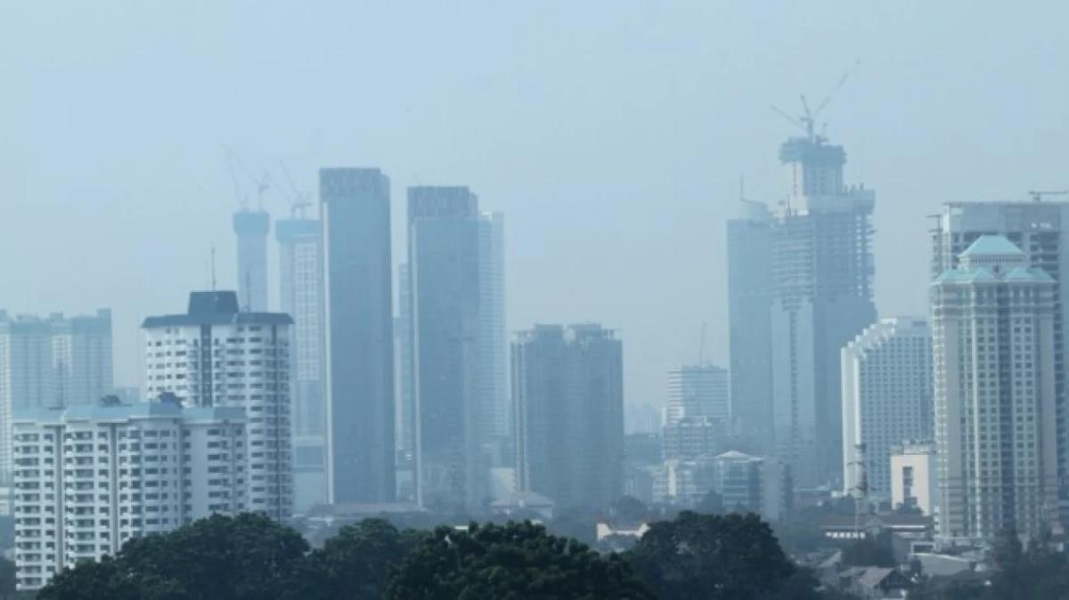 BMKG Prakirakan Jakarta Berawan Tebal pada Selasa Siang