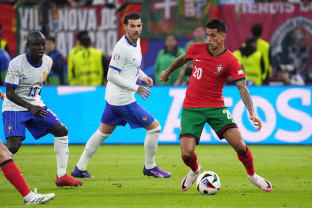 Joao Cancelo Resmi Transfer ke Al Hilal!