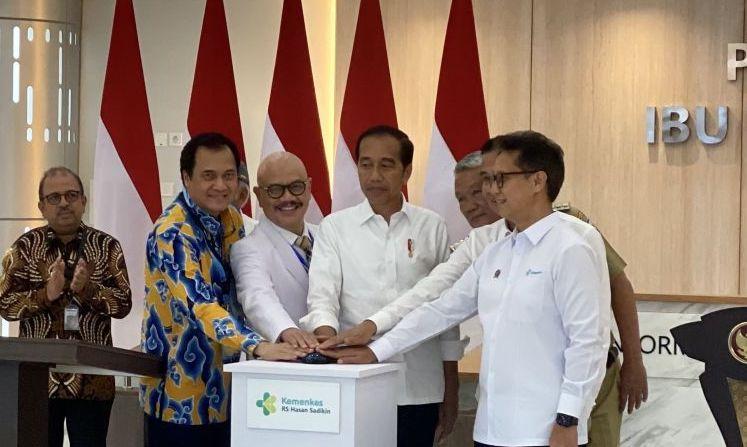 Jokowi: Mau Bayi Tabung Cukup di RSHS Bandung, Tak Perlu ke Luar Negeri