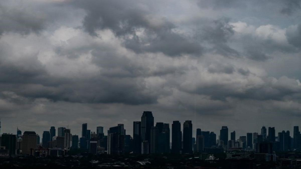 BMKG: Cuaca di Wilayah Jakarta Jumat Ini Akan Berawan Tebal