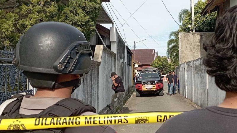 Polisi Periksa 4 Saksi Terkait Rumah Bacagub Aceh Bustami Dibom OTK