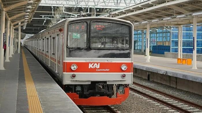 Wacana Subsidi KRL Berbasis NIK, Komisi V DPR: Timbulkan Masalah Baru