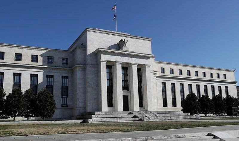 Ekonom Teropong Bank Sentral AS Pangkas Suku Bunga 2 Kali pada 2024