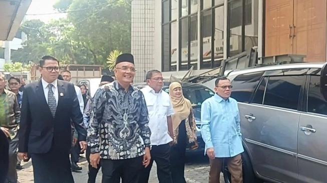 Pansus Haji DPR Sidak Siskohat Kemenag, Ada Apa?
