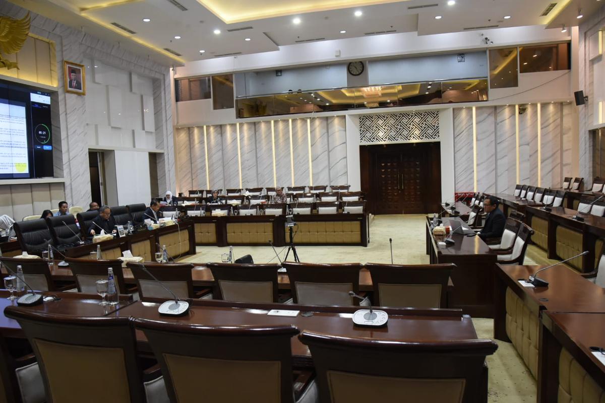 Komisi XI Resmi Umumkan 5 Calon Anggota BPK RI Terpilih Periode 2024-2029