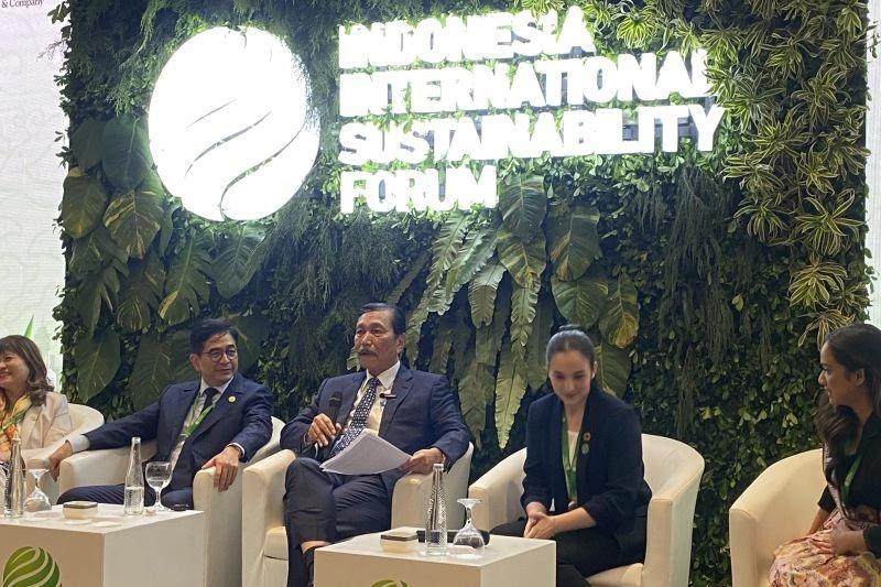 Menko Luhut Sebut 400 Proyek Percepat Transisi Energi Capai ‘Net Zero Emission’