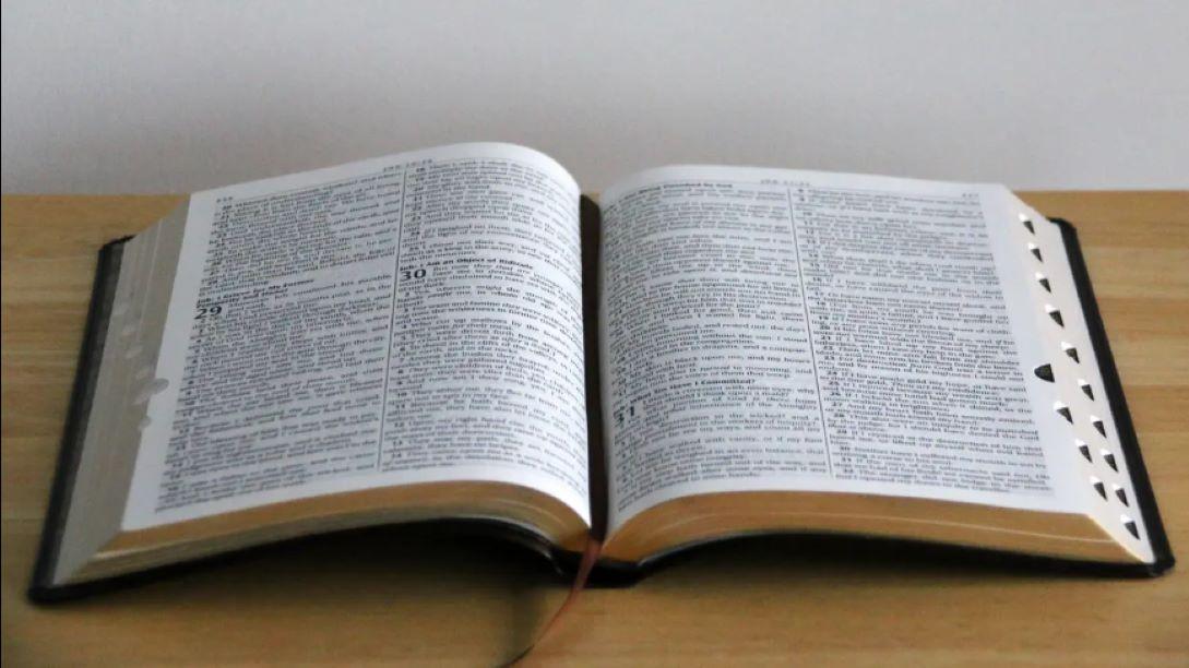 16 Ayat Alkitab Tentang Kejujuran dalam Agama Kristen