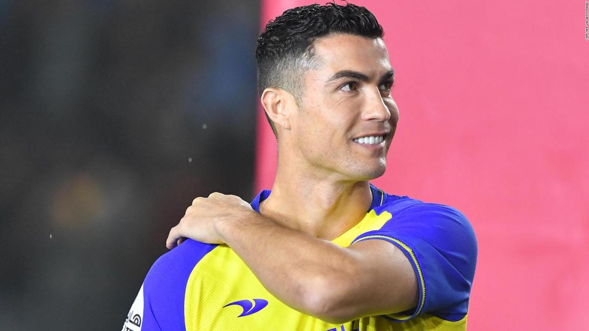 Ronaldo Cetak 900 Gol, Roberto Martinez Puji Kineja Bomber Al Nassr