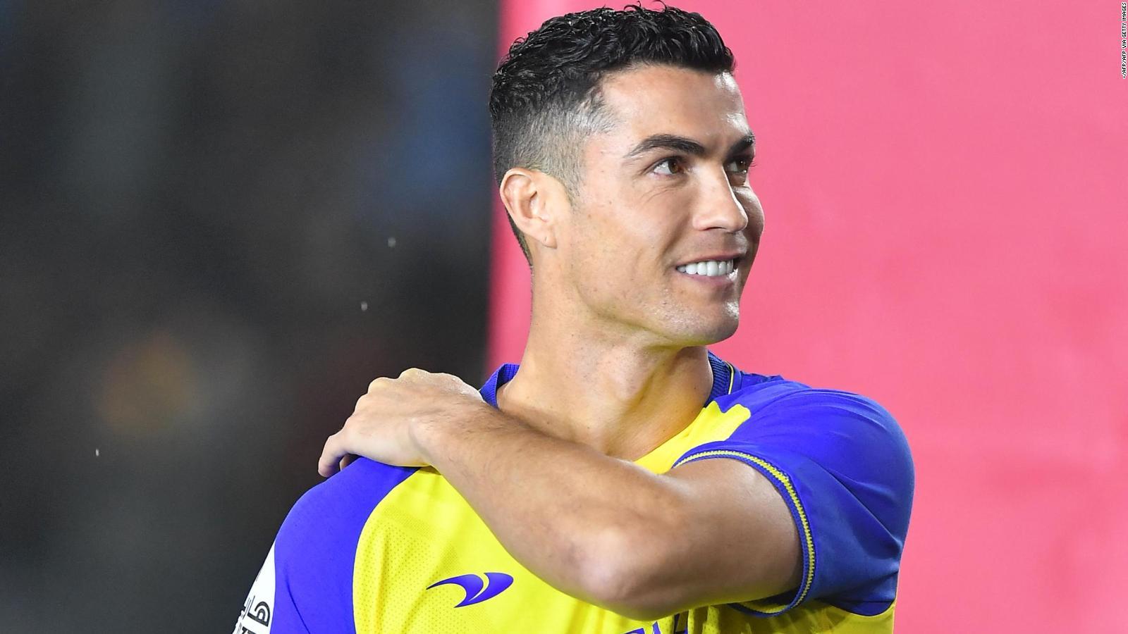 Ronaldo Cetak 900 Gol, Roberto Martinez Puji Kineja Bomber Al Nassr