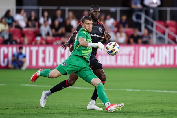 Erick Thohir: Sosok yang Stabilkan Lini Pertahanan Timnas "Maarten Paes"