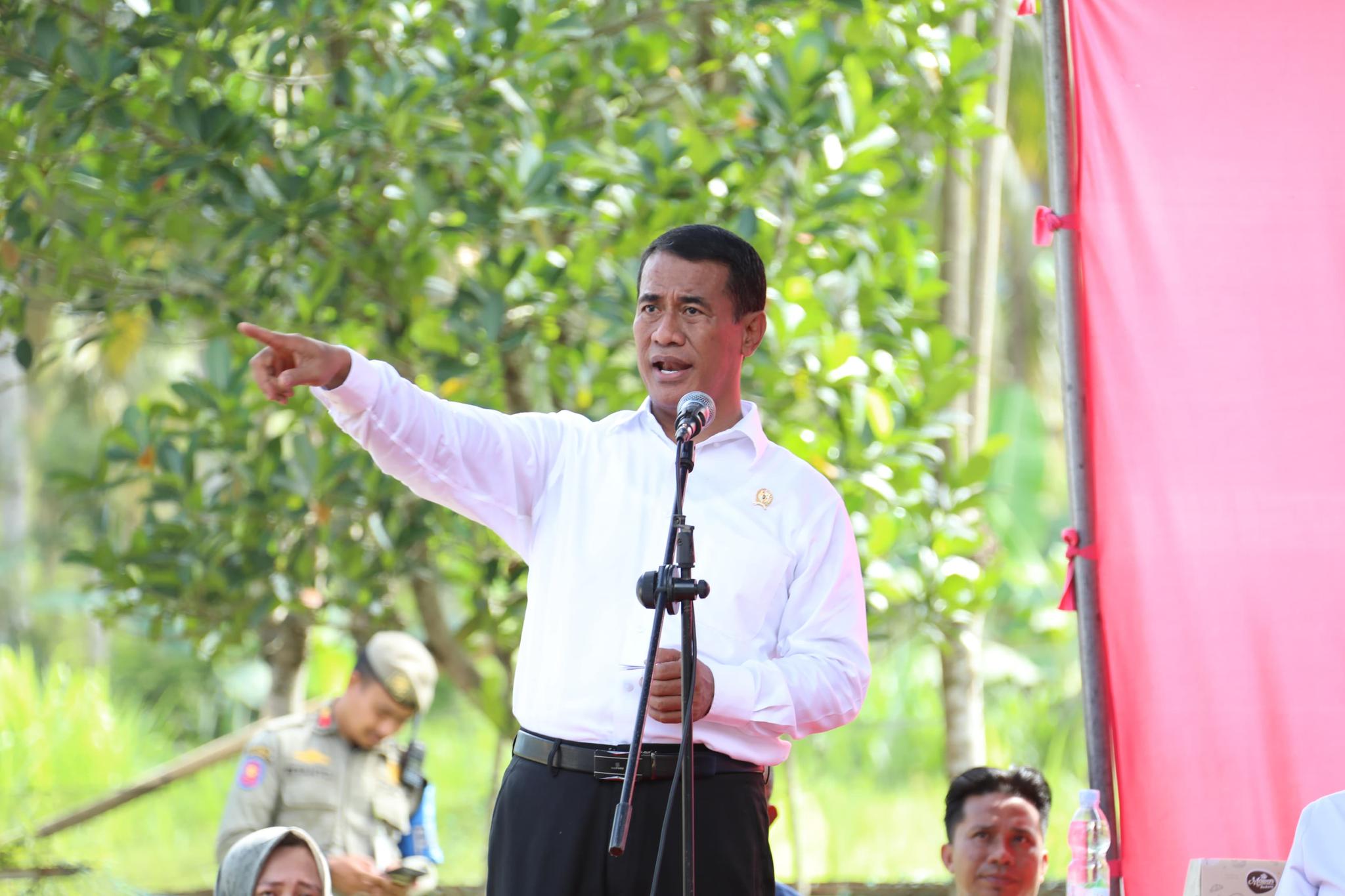 Mentan Perintahkan Irjen Laporkan Calo Pengadaan Barang di Lingkup Kementan
