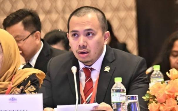 Komisi III: Perwira Polisi Ungkap Mafia BBM di NTT Kenapa Dijegal?